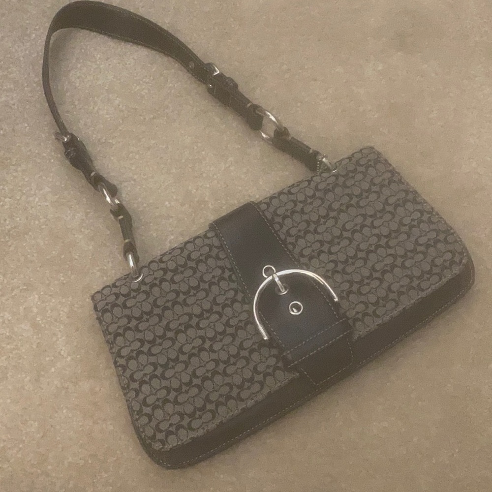 Coach purse. In great shape